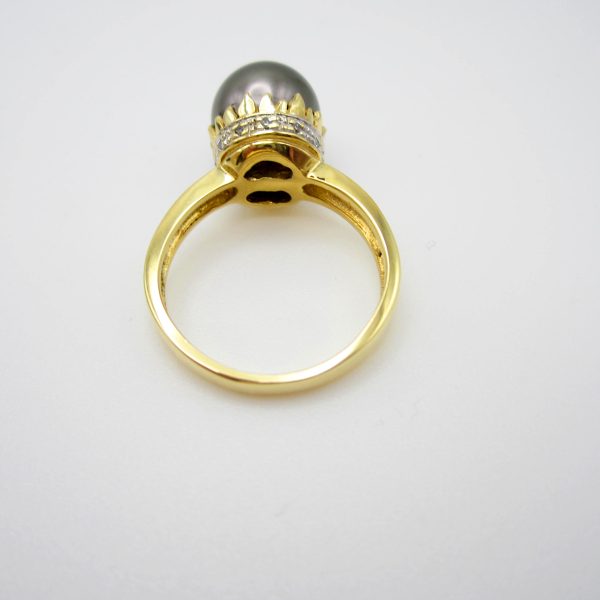 18K Yellow Gold Black Pearl Ring
